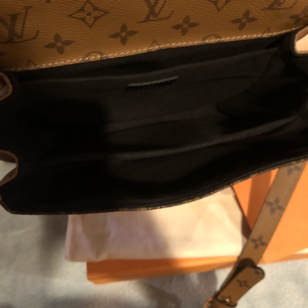 ✨ Stunning Pochette Metis Reversible Color ✨ - Picture 3 of 9